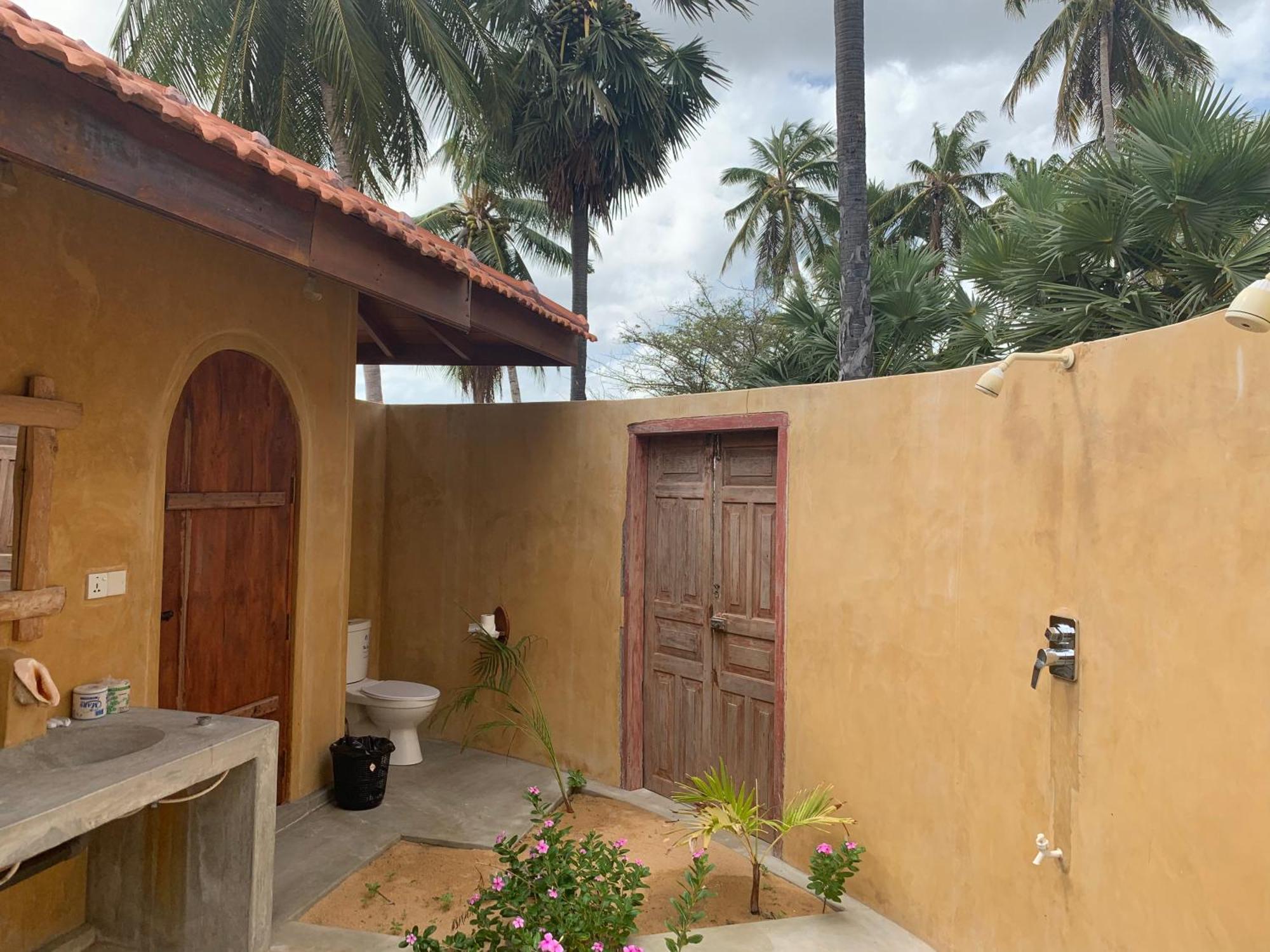 Kitelantis Hotel And Resort Kalpitiya Exterior photo